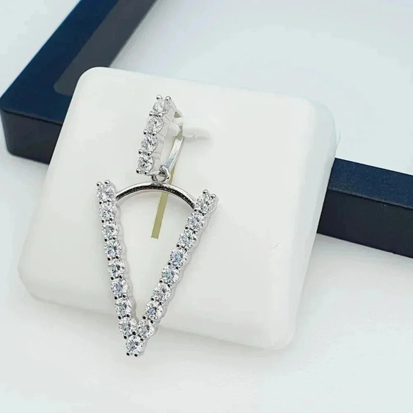 "925 Sterling Silver Cubic Zirconia Initial Pendant, UU1P6A6188 - Picture 2 of 9